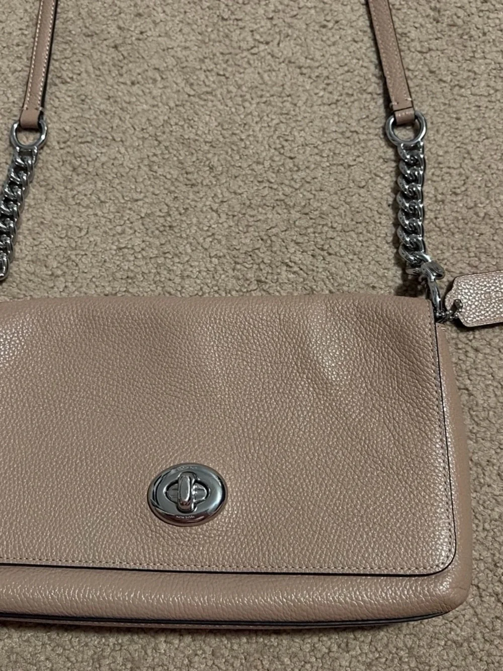 Coach compact taupe